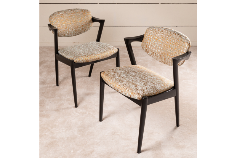 10 chaises scandinaves en chêne noir 1960